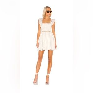 VERONA DRESS
Free People
Color: Ivory